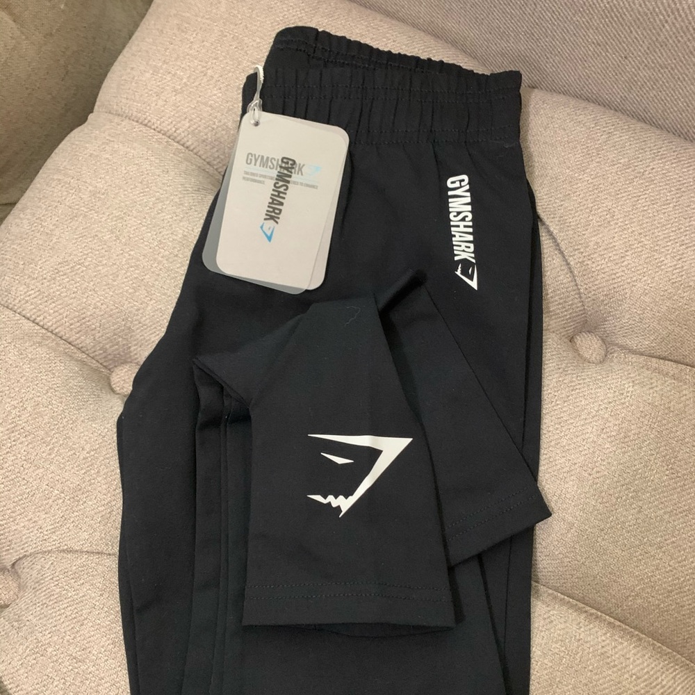 Gymshark 👉🏻CORE LEGGINGS   👖NEW